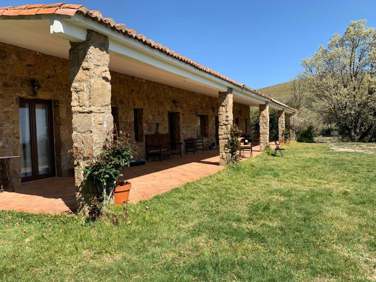 Casa Rural Los Robles Acebo Exterior foto